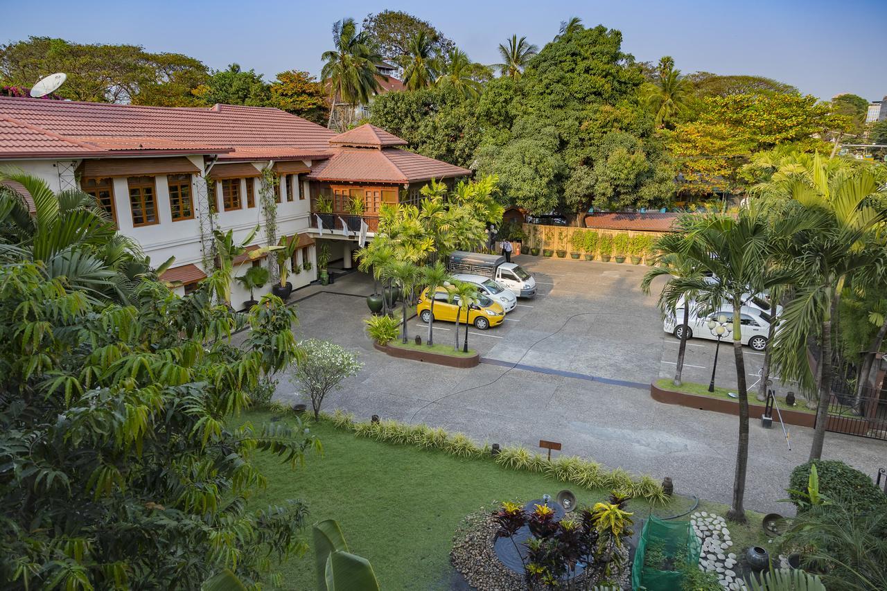 Savoy Hotel Yangon Dış mekan fotoğraf
