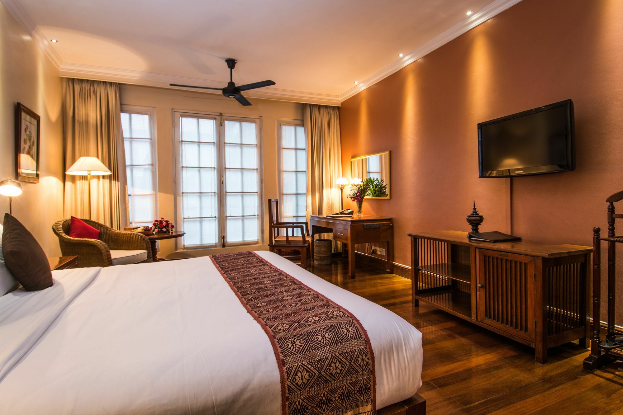 Savoy Hotel Yangon Dış mekan fotoğraf