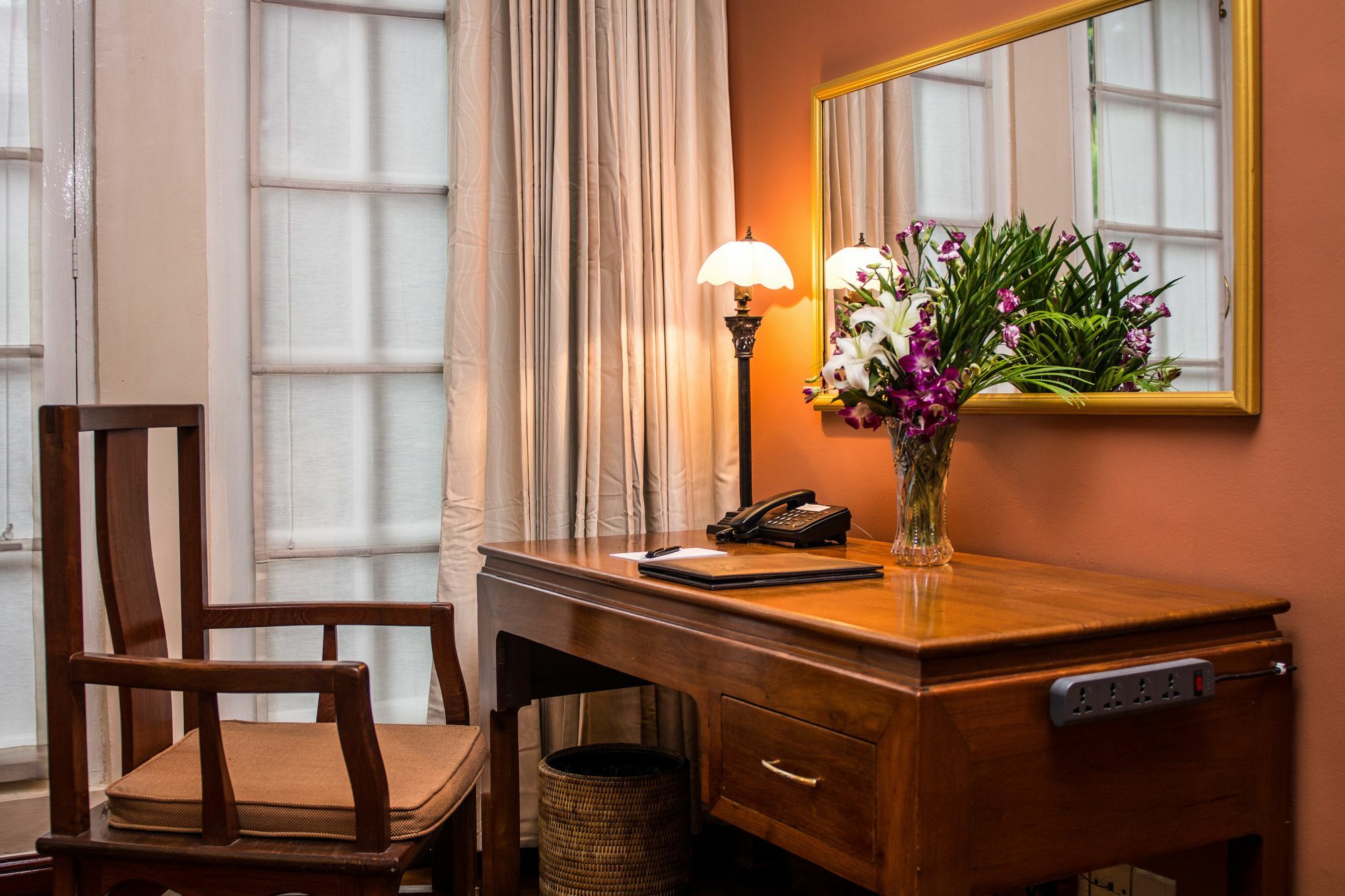 Savoy Hotel Yangon Dış mekan fotoğraf