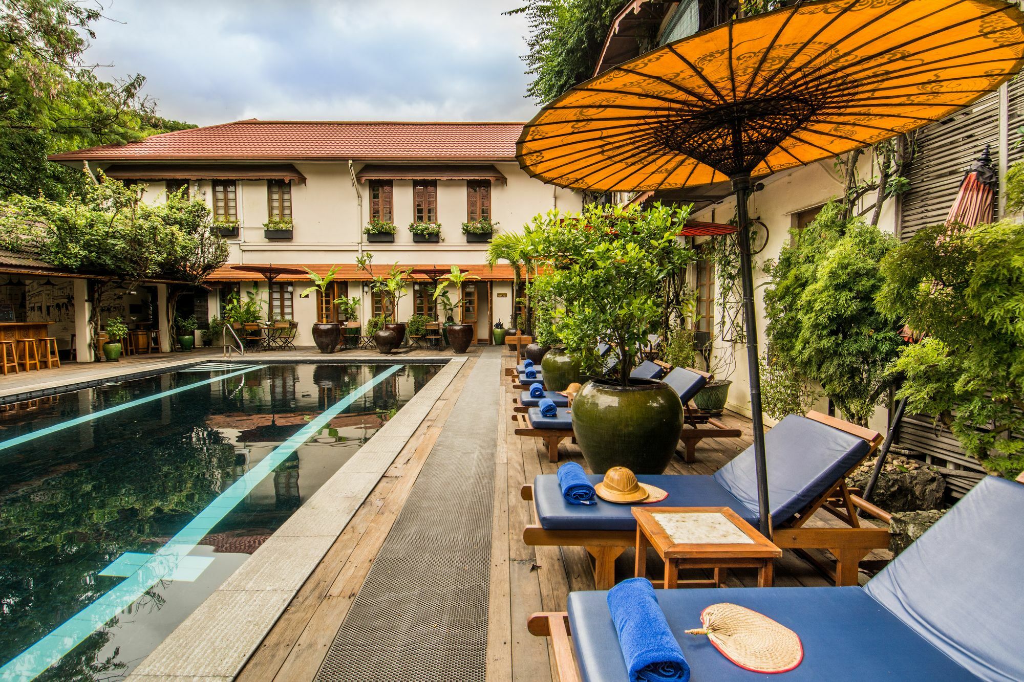 Savoy Hotel Yangon Dış mekan fotoğraf