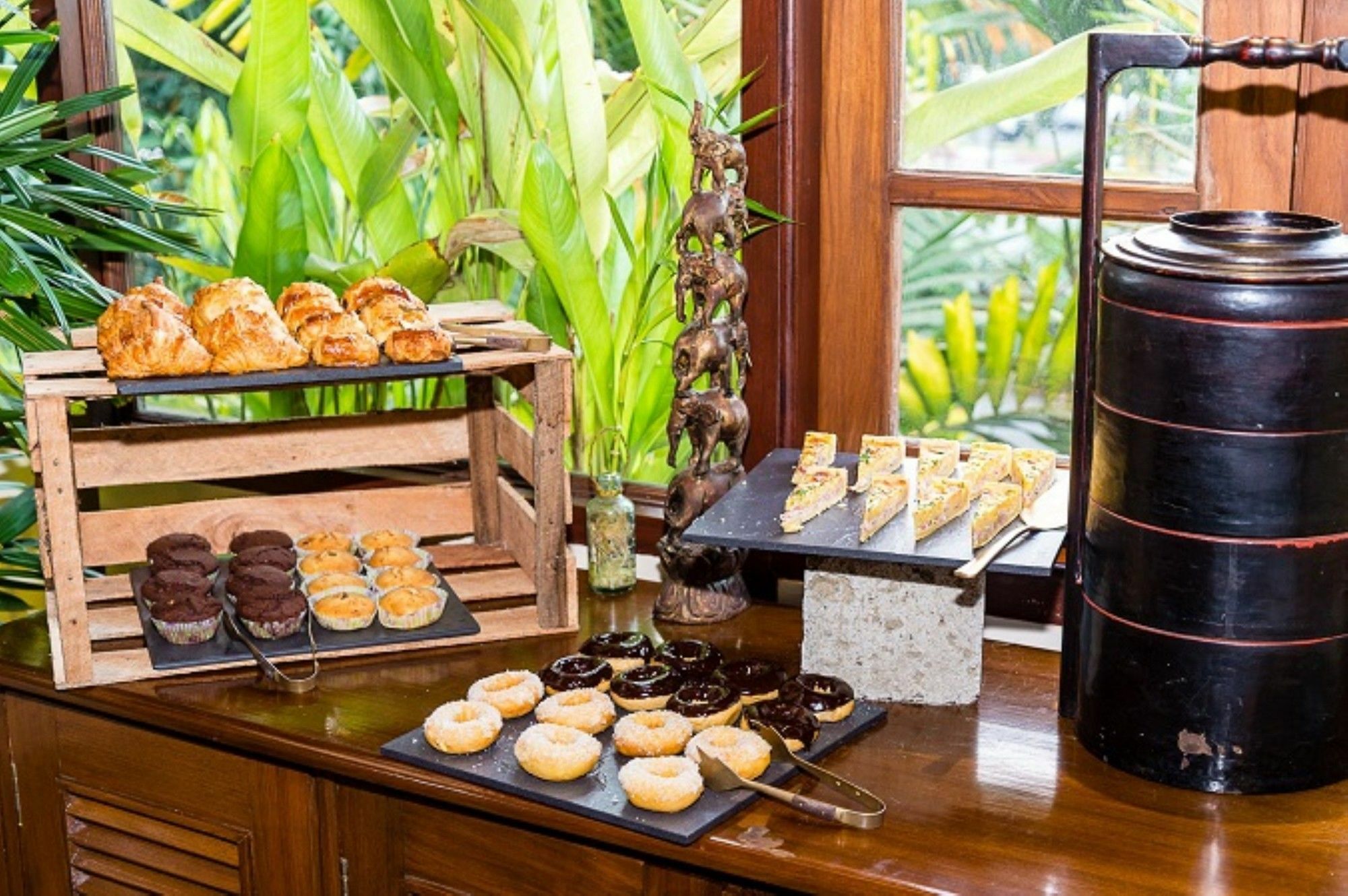 Savoy Hotel Yangon Dış mekan fotoğraf